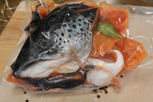 Набор для ухи из семги 0,7-1,0 кг Вкусное Рыбное (пакет) купить в Красноярске с доставкой на дом в интернет-магазине "Ярбокс"